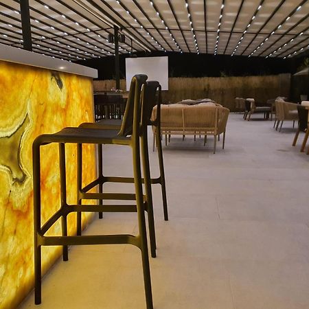 Amber Hotel Albania Spille Buitenkant foto