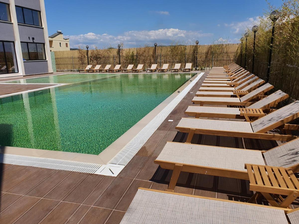Amber Hotel Albania Spille Buitenkant foto