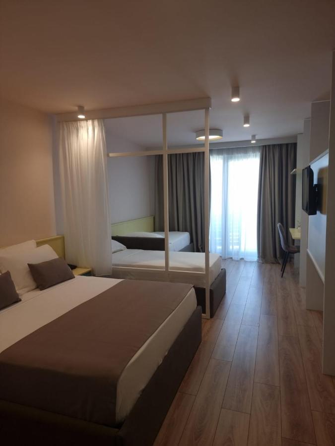 Amber Hotel Albania Spille Buitenkant foto