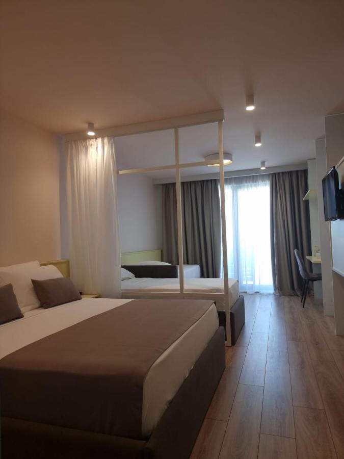 Amber Hotel Albania Spille Buitenkant foto